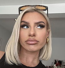 Chloe Burrows pictures and photos