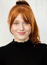 Chloe Ray Warmoth pictures and photos