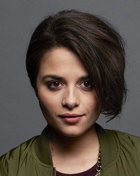 Stephanie Leonidas