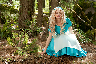 Helena Barrett pictures and photos