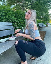 Jen Bretty pictures and photos