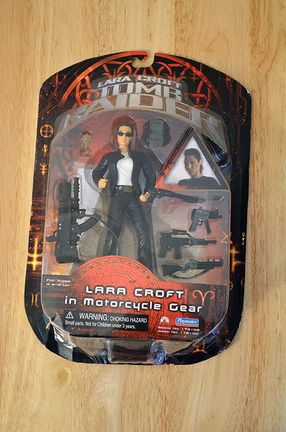 Lara Croft Tomb Raider Lara Croft in Motorcycle Gear