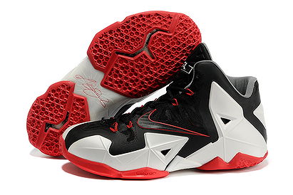 Nike Air Max LeBron 11 