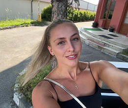 Dakota Ditcheva pictures and photos