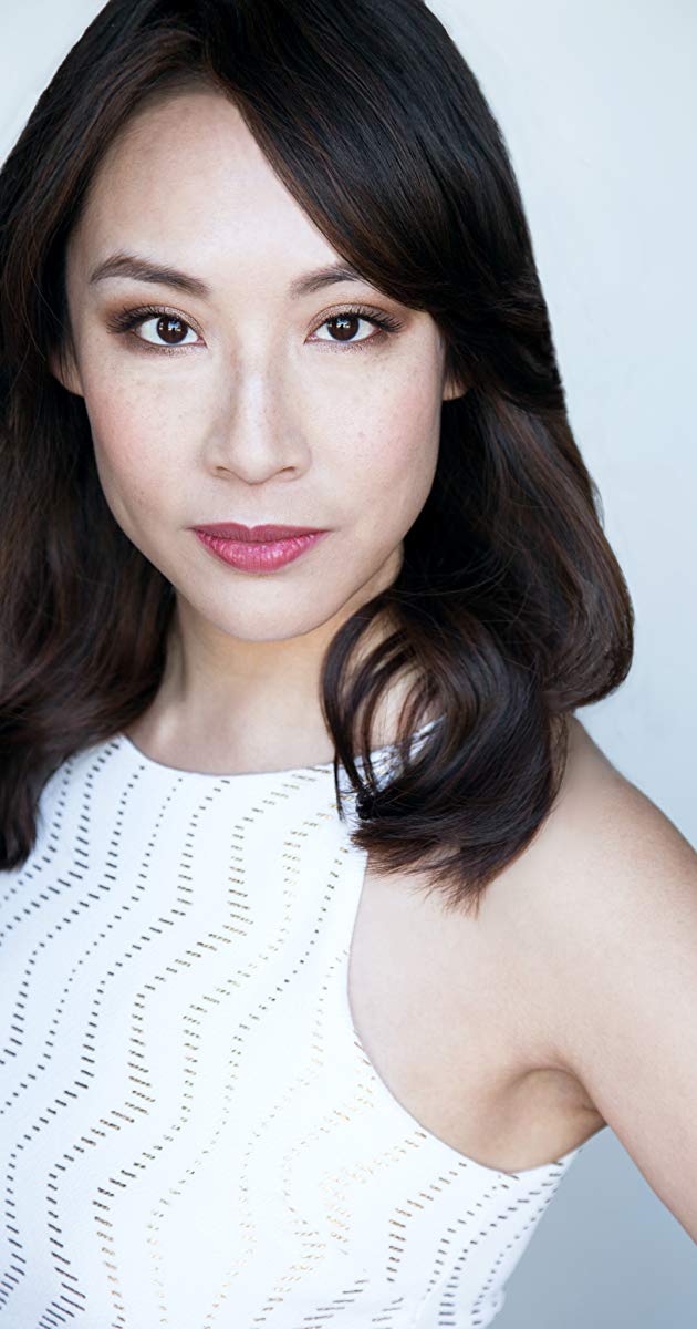Elizabeth Ho