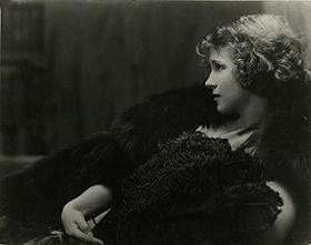 Dorothy Farnum