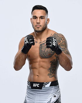 Brad Tavares