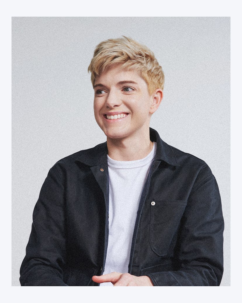 Mae Martin