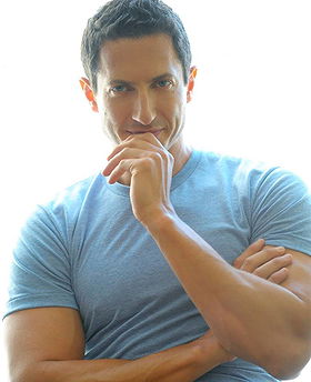 Sasha Roiz