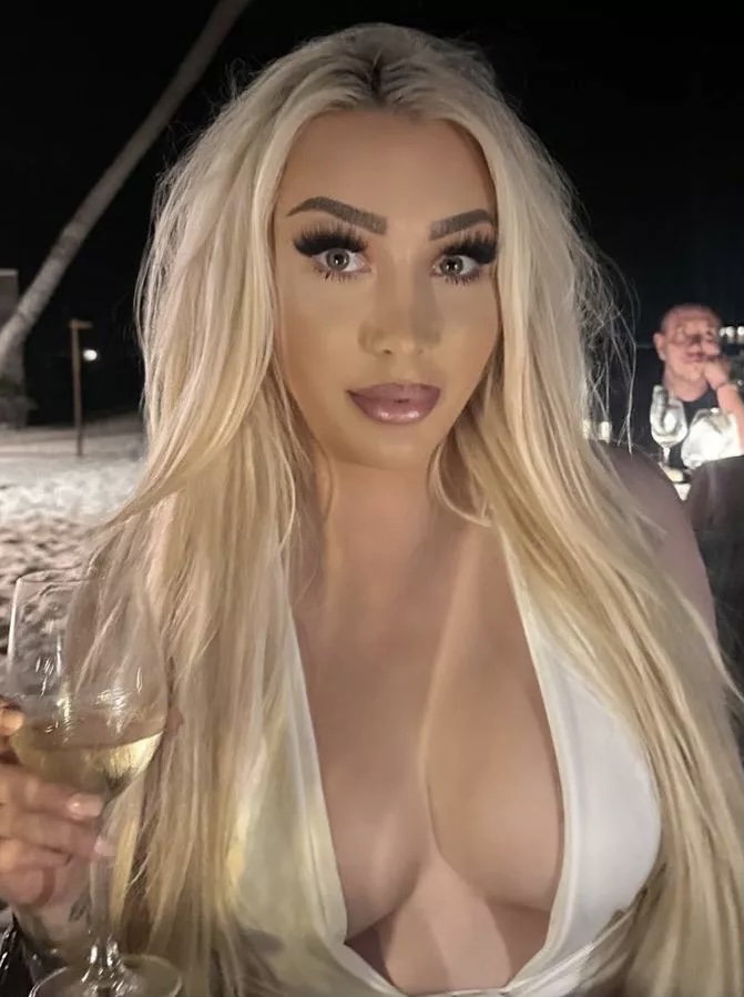 Valerie Fox