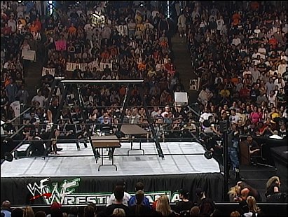 Christian & Edge vs. Jeff & Matt Hardy vs. Bubba Ray & D-Von Dudley (2000/04/02)