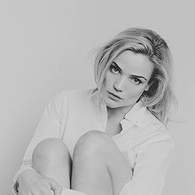 Anna Samson pictures and photos