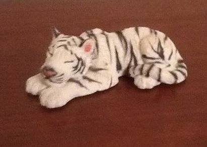 Tiger Figurine - Tiger Cub Sleeping, White Dreamer (Living Stone)
