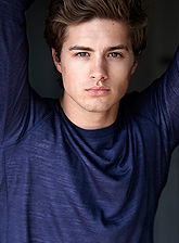 Travis Burns pictures and photos