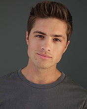 Travis Burns pictures and photos