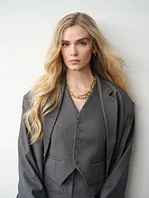 Leah McNamara pictures and photos