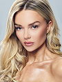 Anouchka Lou model