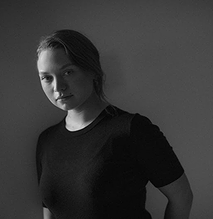 Mia Threapleton pictures and photos