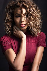 Bella Davis pictures and photos