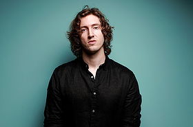 Dean Lewis