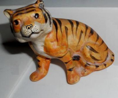 Tiger Figurine - Tiger sitting
