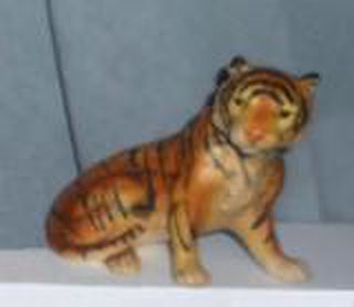 Tiger Figurine - Tiger sitting (UCTCI)
