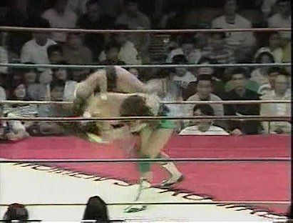 Akira Hokuto & Suzuka Minami vs. Mitsuko Nishiwaki & Yumiko Hotta (1990/05/13)