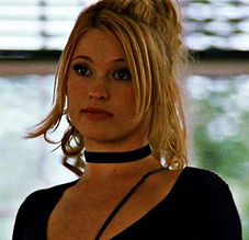 Yuliya Mayarchuk pictures and photos