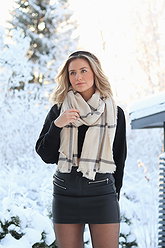 Sarah Eveliina pictures and photos