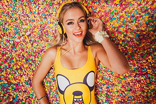 Stephanie Claire Smith pictures and photos