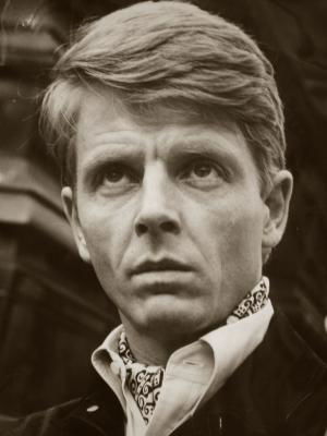 Edward Fox