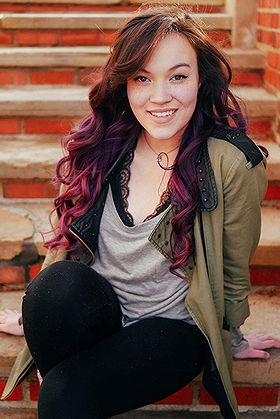 Rhianna DeVries