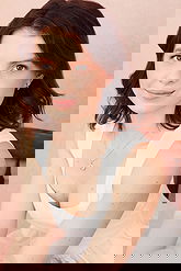 Caroline Cole pictures and photos