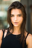 Emily Ratajkowski