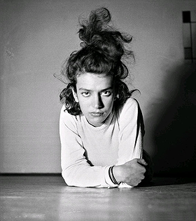 Eva Besnyo