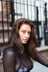 Olivia Norella pictures and photos