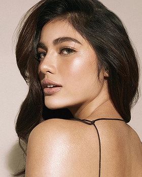 Jane De Leon