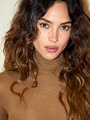 Adria Arjona