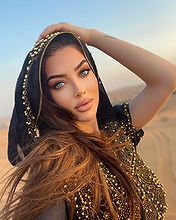 Delia Rose pictures and photos