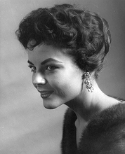 Kaye Elhardt pictures and photos