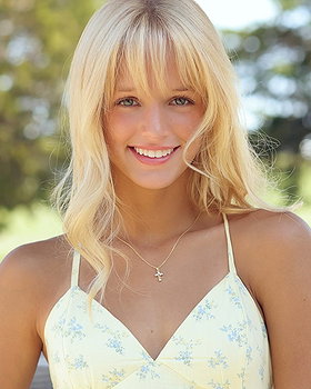 Natalie Grace
