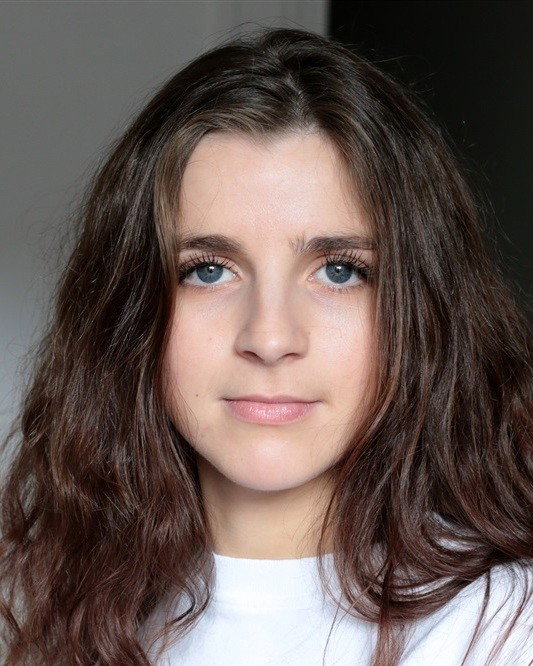 Esther Valding