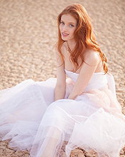 Claire Friesen pictures and photos