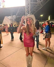 Jess Billings pictures and photos