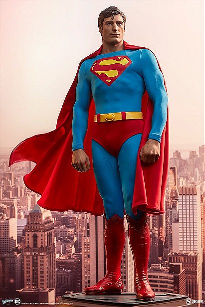 Superman: The Movie Premium Format Figure by Sideshow Collectibles