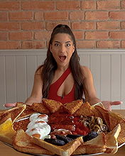 Leah Shutkever pictures and photos