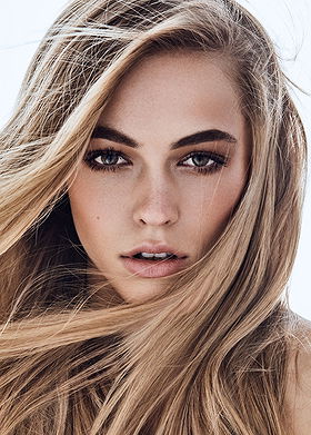 Caroline Kelley