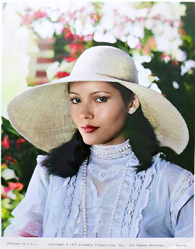 Barbara Carrera