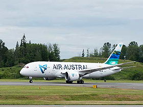 Air Austral gets first B787 Dreamliner