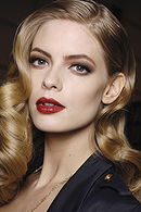 Julia Stegner